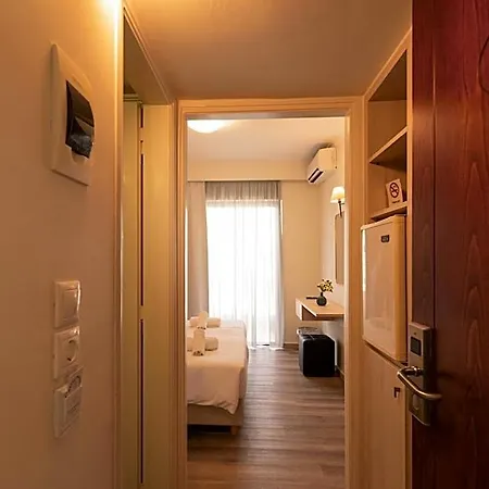 Hotel Chrispy Living Ex Nefeli 2*