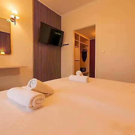 Chrispy Living Ex Nefeli Hotel La Canea